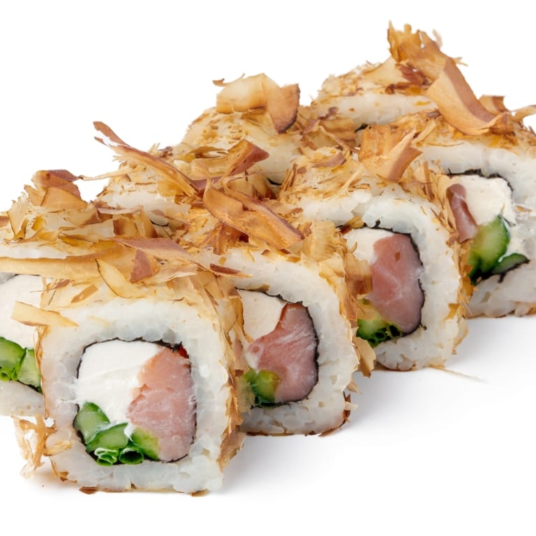 Tantalizing Tuna Roll: A Sushi Sensation